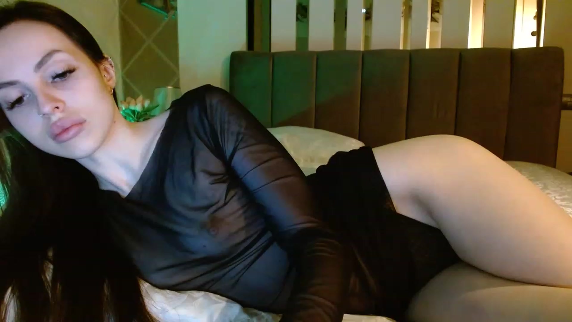 Gallery image thumbnail from IRONYGIRL's myfreecams stream on, 04/20/2023, 23:02 image 2 of 20