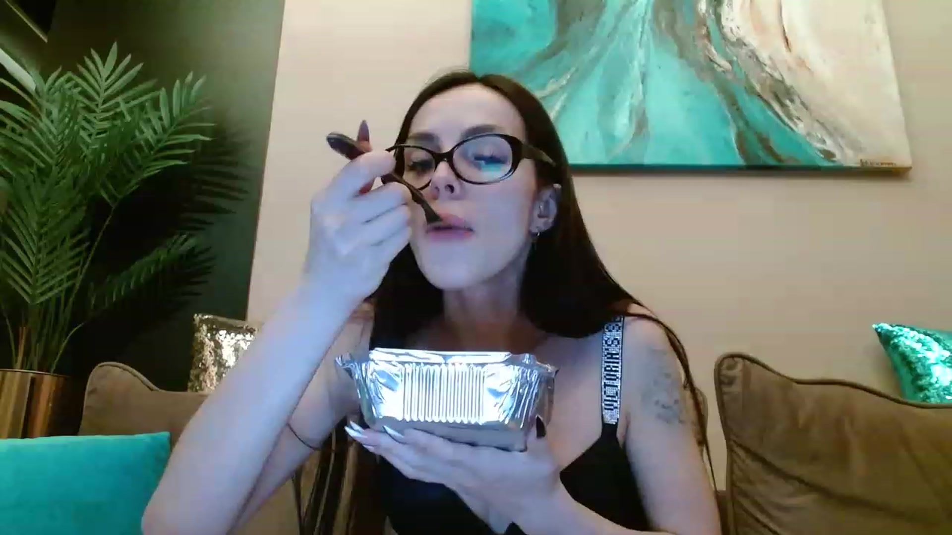 Gallery image thumbnail from IRONYGIRL's myfreecams stream on, 04/22/2023, 18:57 image 3 of 20