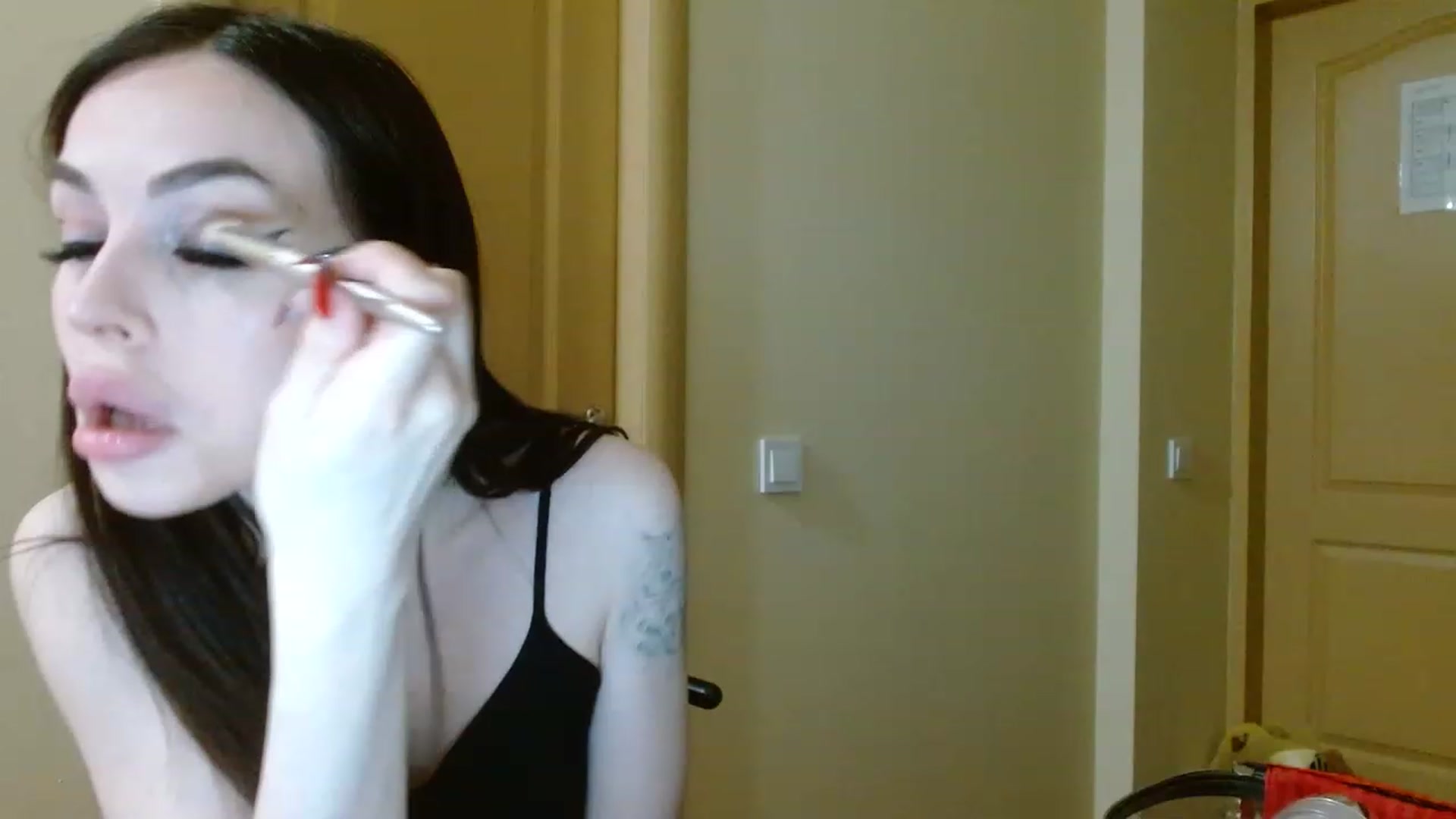 Gallery image thumbnail from IRONYGIRL's myfreecams stream on, 06/15/2023, 19:18 image 12 of 20