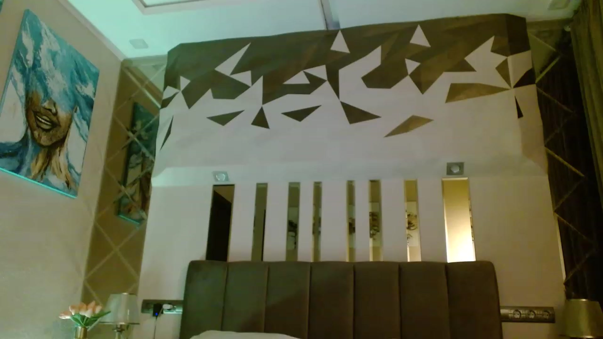 Gallery image thumbnail from IRONYGIRL's myfreecams stream on, 06/19/2023, 19:52 image 7 of 20