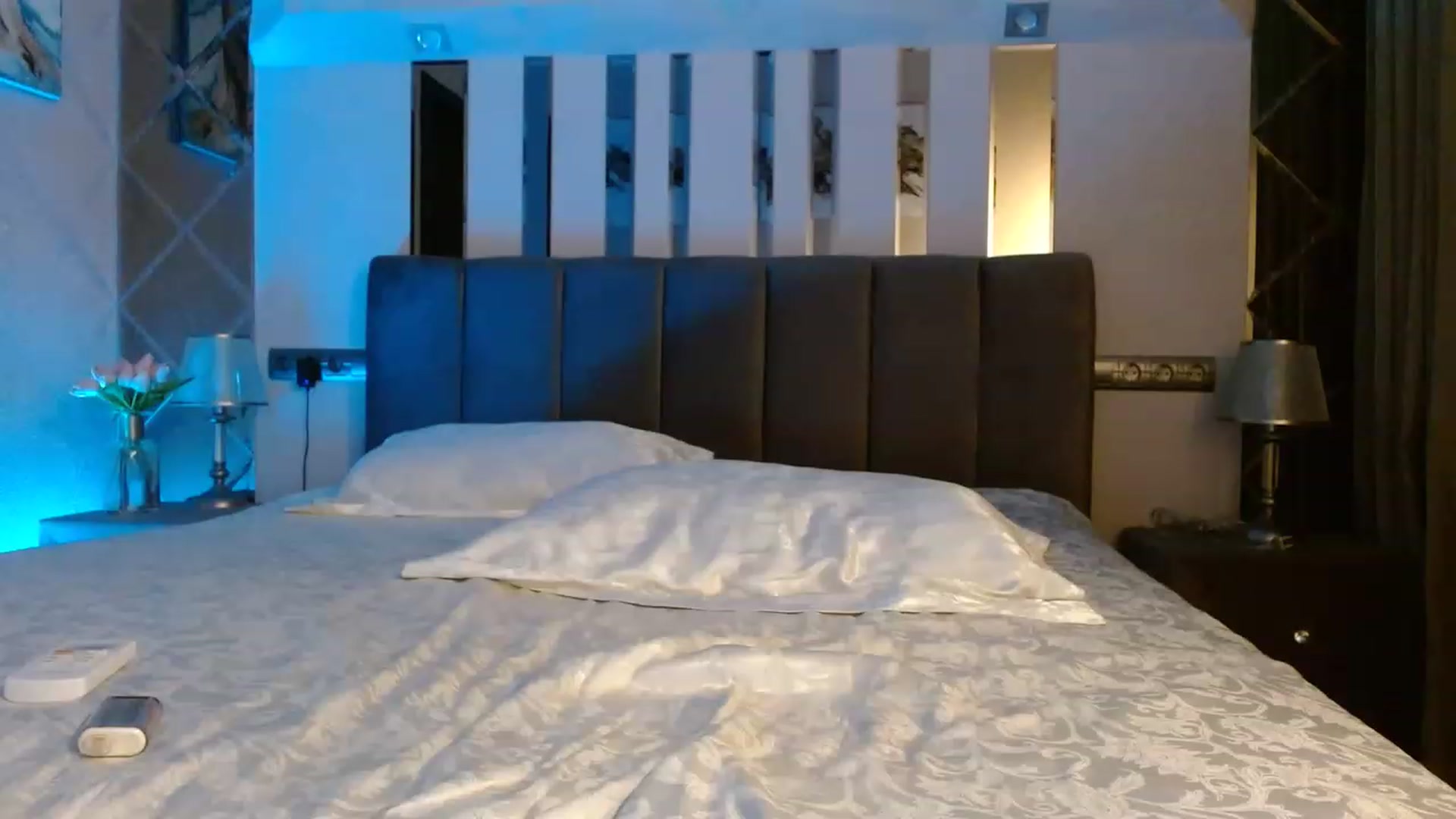 Gallery image thumbnail from IRONYGIRL's myfreecams stream on, 06/20/2023, 24:48 image 2 of 20