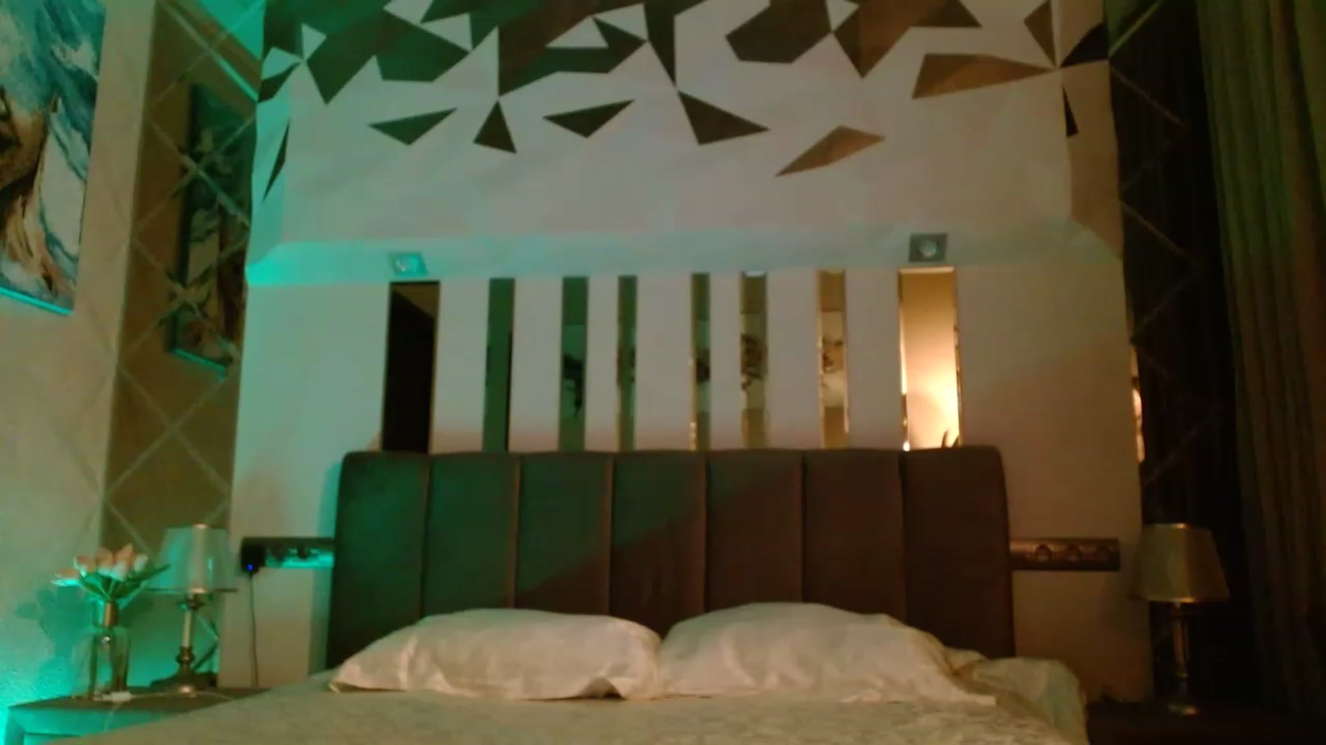 Gallery image thumbnail from IRONYGIRL's myfreecams stream on, 06/22/2023, 19:09 image 18 of 20