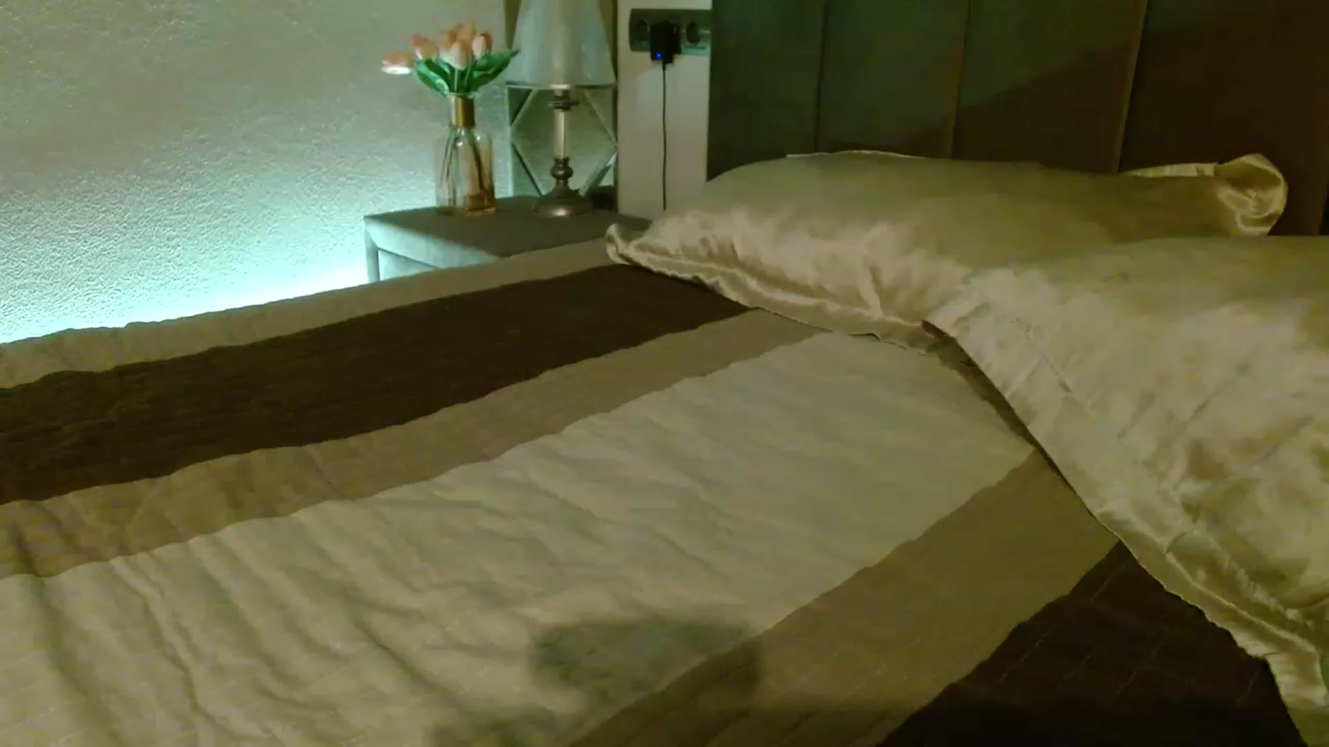 Gallery image thumbnail from IRONYGIRL's myfreecams stream on, 06/26/2023, 02:05 image 16 of 20