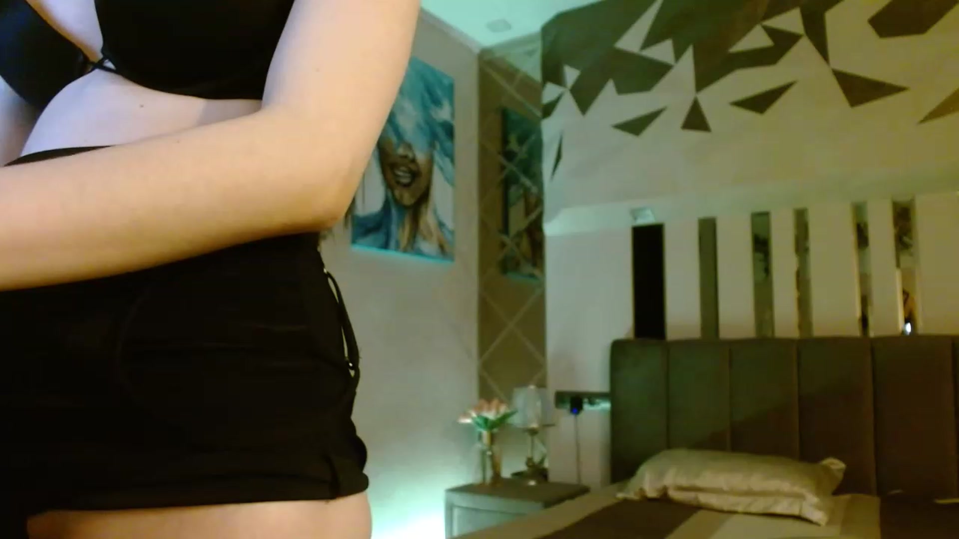 Gallery image thumbnail from IRONYGIRL's myfreecams stream on, 06/26/2023, 22:22 image 2 of 20
