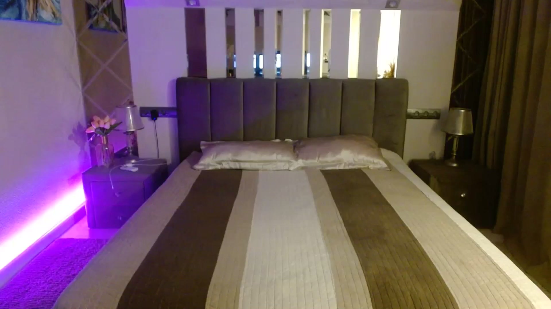 Gallery image thumbnail from IRONYGIRL's myfreecams stream on, 07/04/2023, 21:28 image 7 of 20