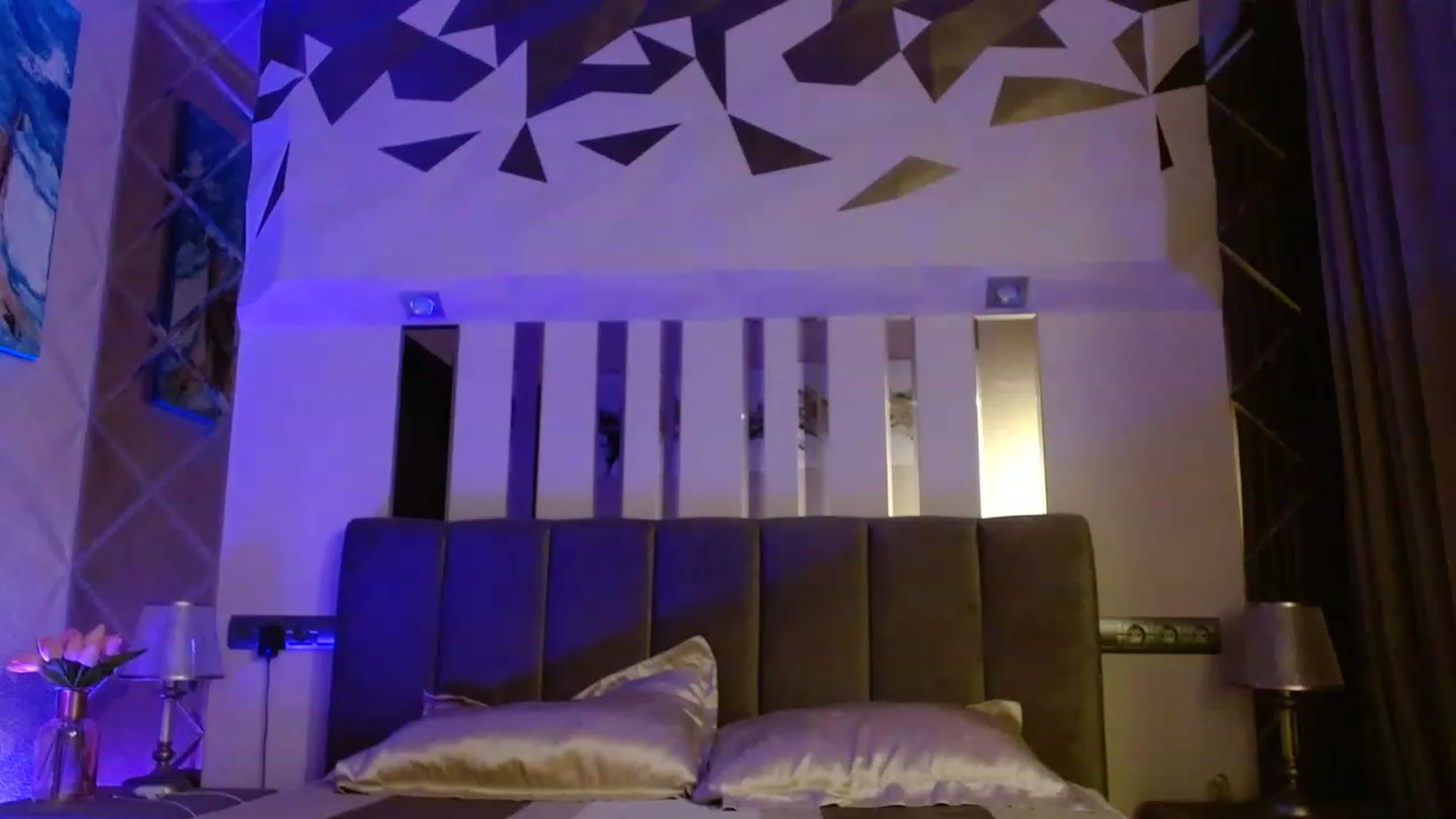 Gallery image thumbnail from IRONYGIRL's myfreecams stream on, 07/11/2023, 18:29 image 16 of 20