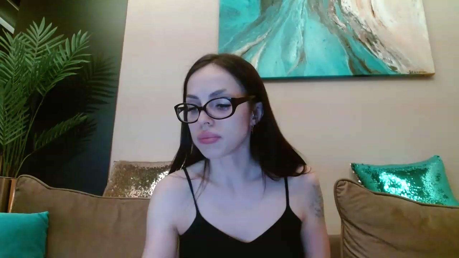 Gallery image thumbnail from IRONYGIRL's myfreecams stream on, 07/19/2023, 18:24 image 8 of 20