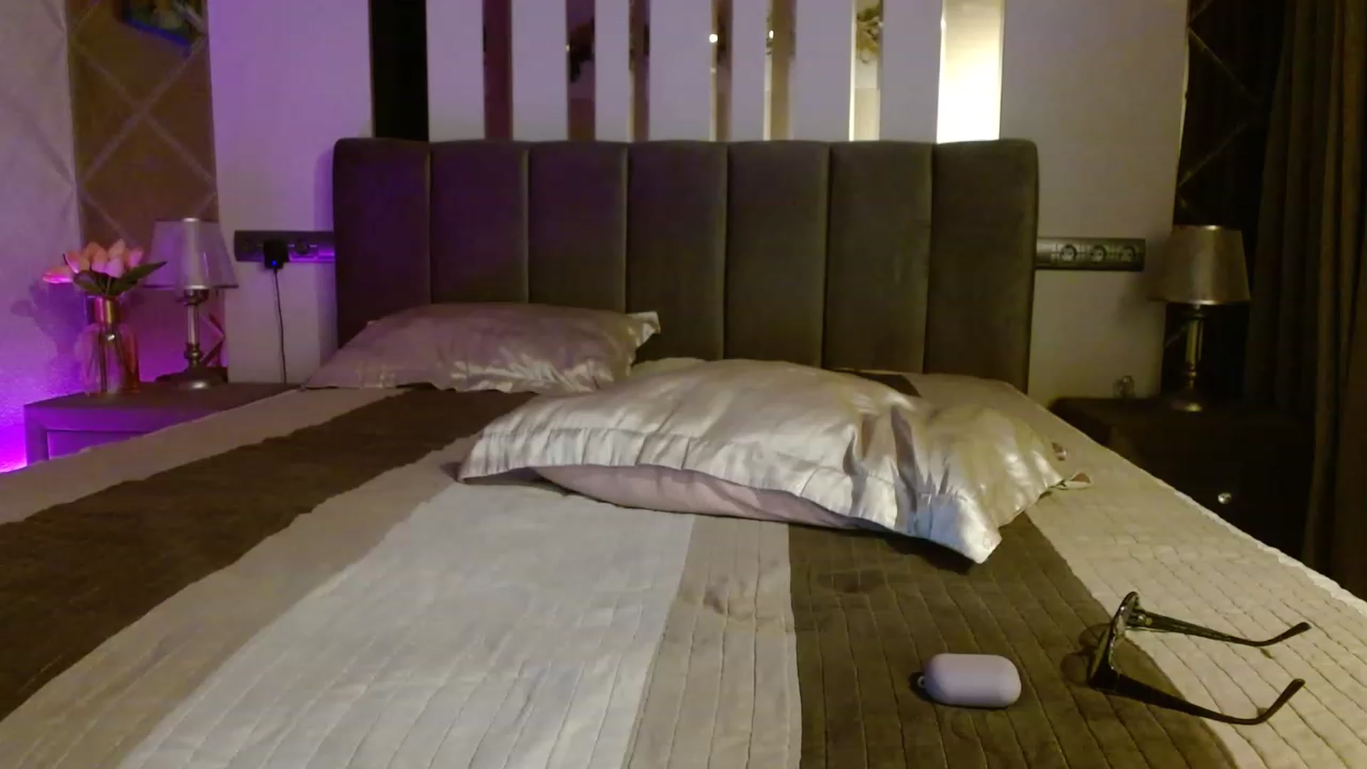Gallery image thumbnail from IRONYGIRL's myfreecams stream on, 07/22/2023, 20:50 image 17 of 20