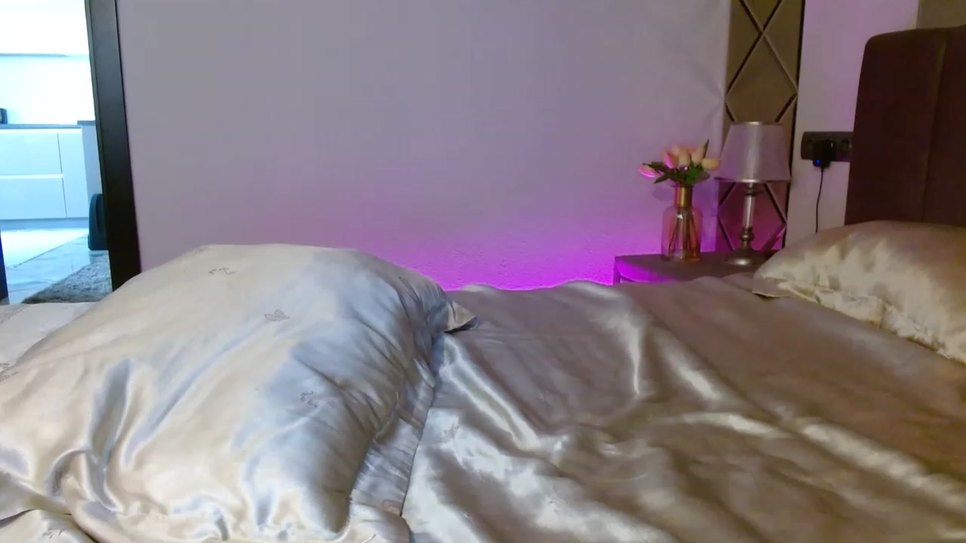 Gallery image thumbnail from IRONYGIRL's myfreecams stream on, 08/11/2023, 05:09 image 13 of 20