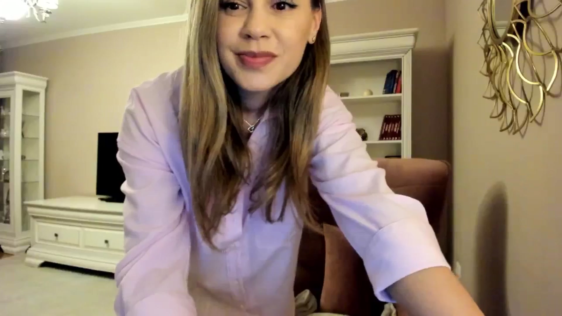 Gallery image thumbnail from IRhiannon's myfreecams stream on, 11/17/2024, 23:12 image 8 of 20