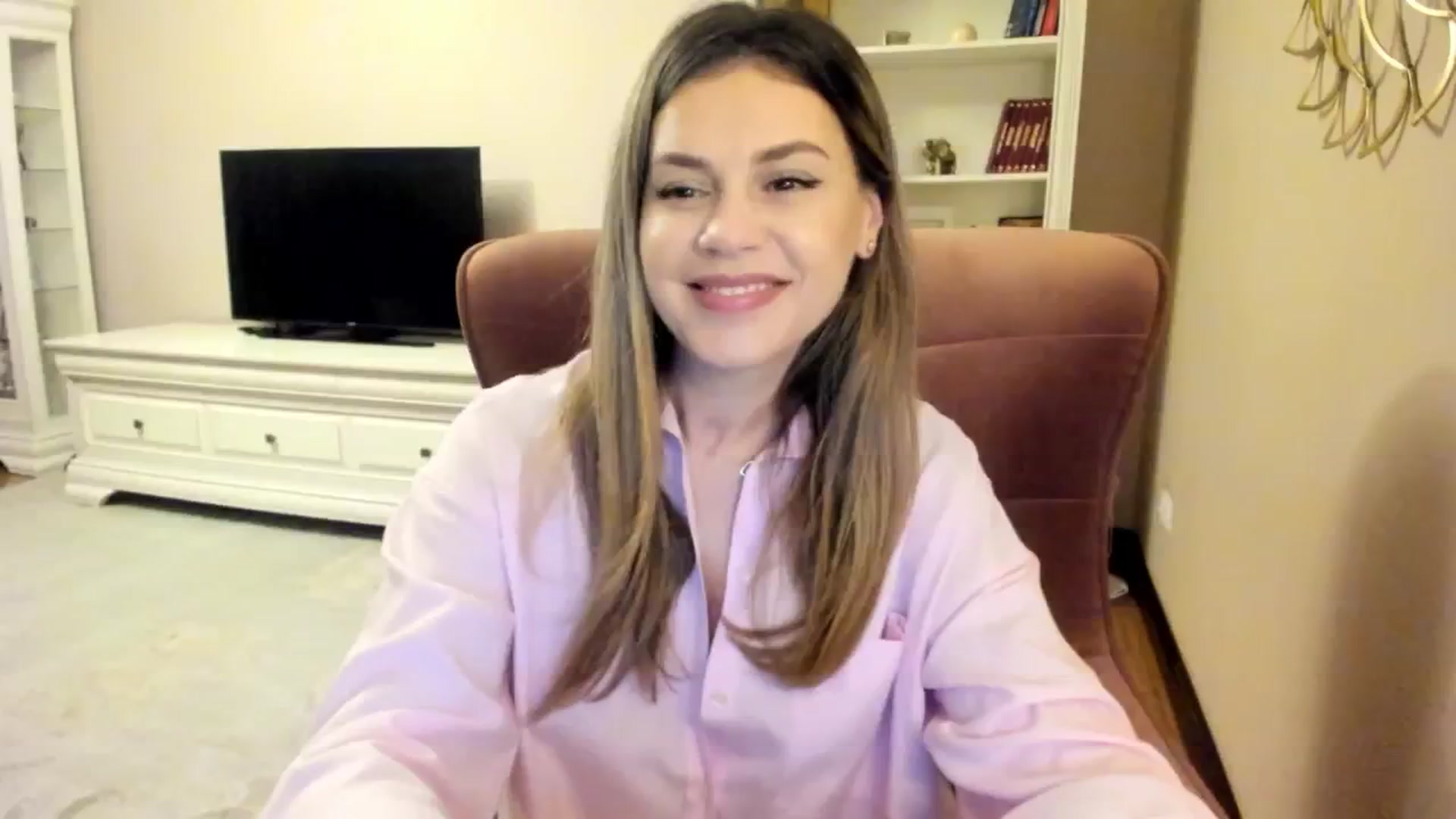 Gallery image thumbnail from IRhiannon's myfreecams stream on, 11/18/2024, 24:01 image 5 of 20