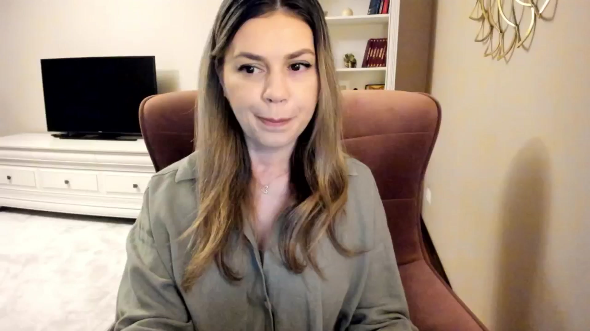 Gallery image thumbnail from IRhiannon's myfreecams stream on, 11/29/2024, 04:44 image 7 of 20