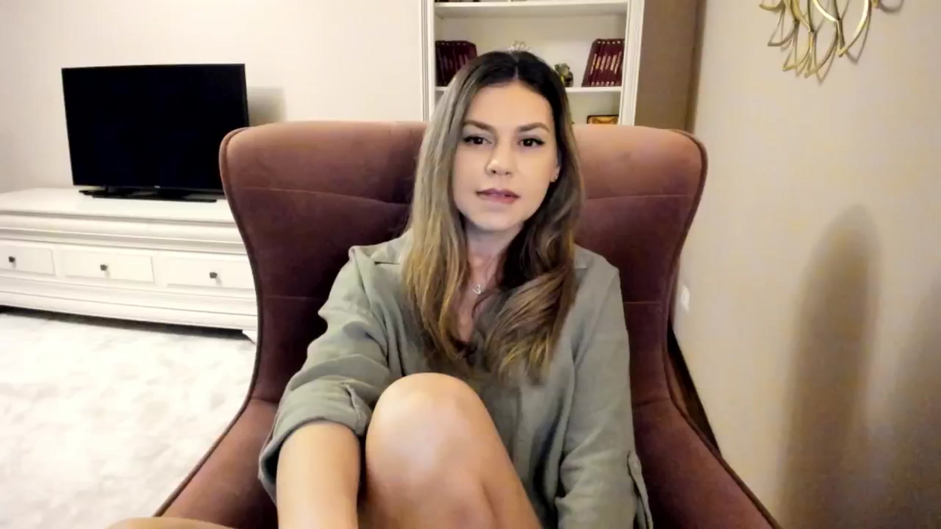Gallery image thumbnail from IRhiannon's myfreecams stream on, 11/29/2024, 04:44 image 4 of 20