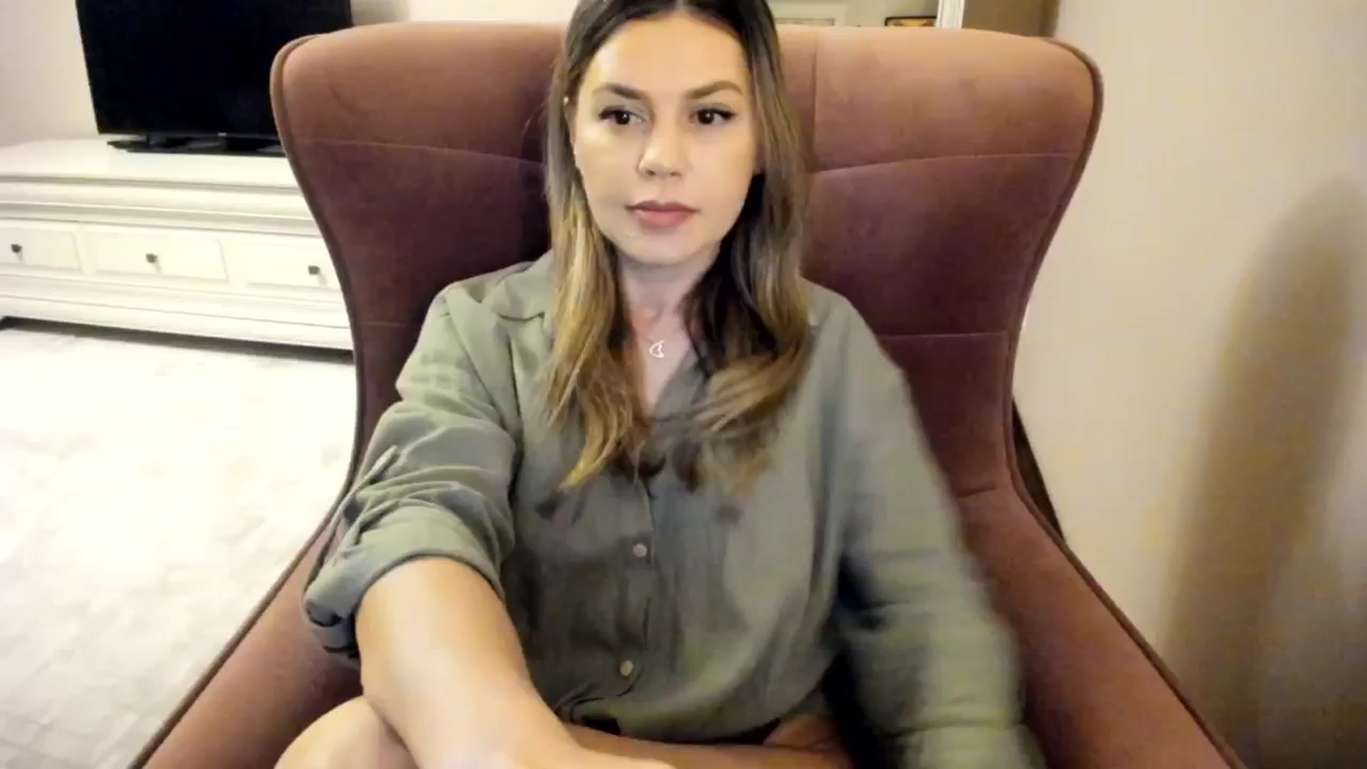Gallery image thumbnail from IRhiannon's myfreecams stream on, 11/29/2024, 04:44 image 9 of 20