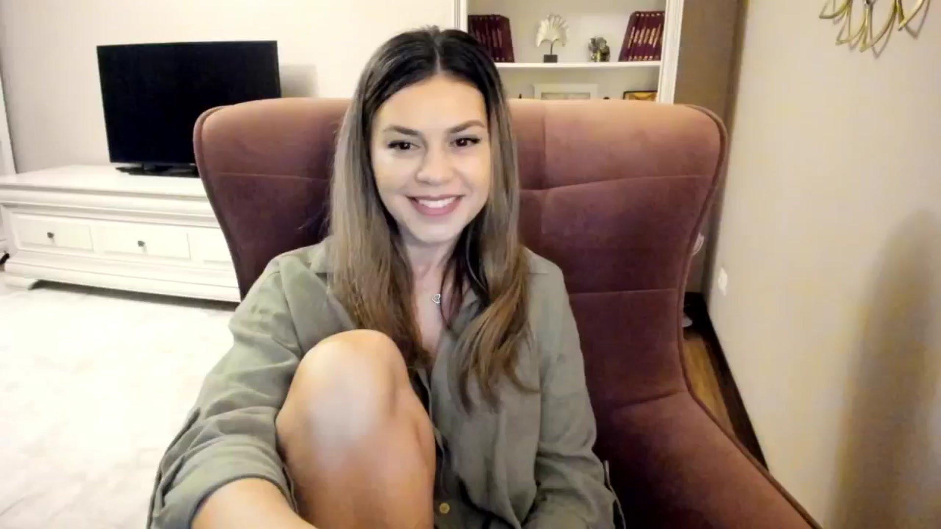 Gallery image thumbnail from IRhiannon's myfreecams stream on, 11/29/2024, 04:44 image 12 of 20