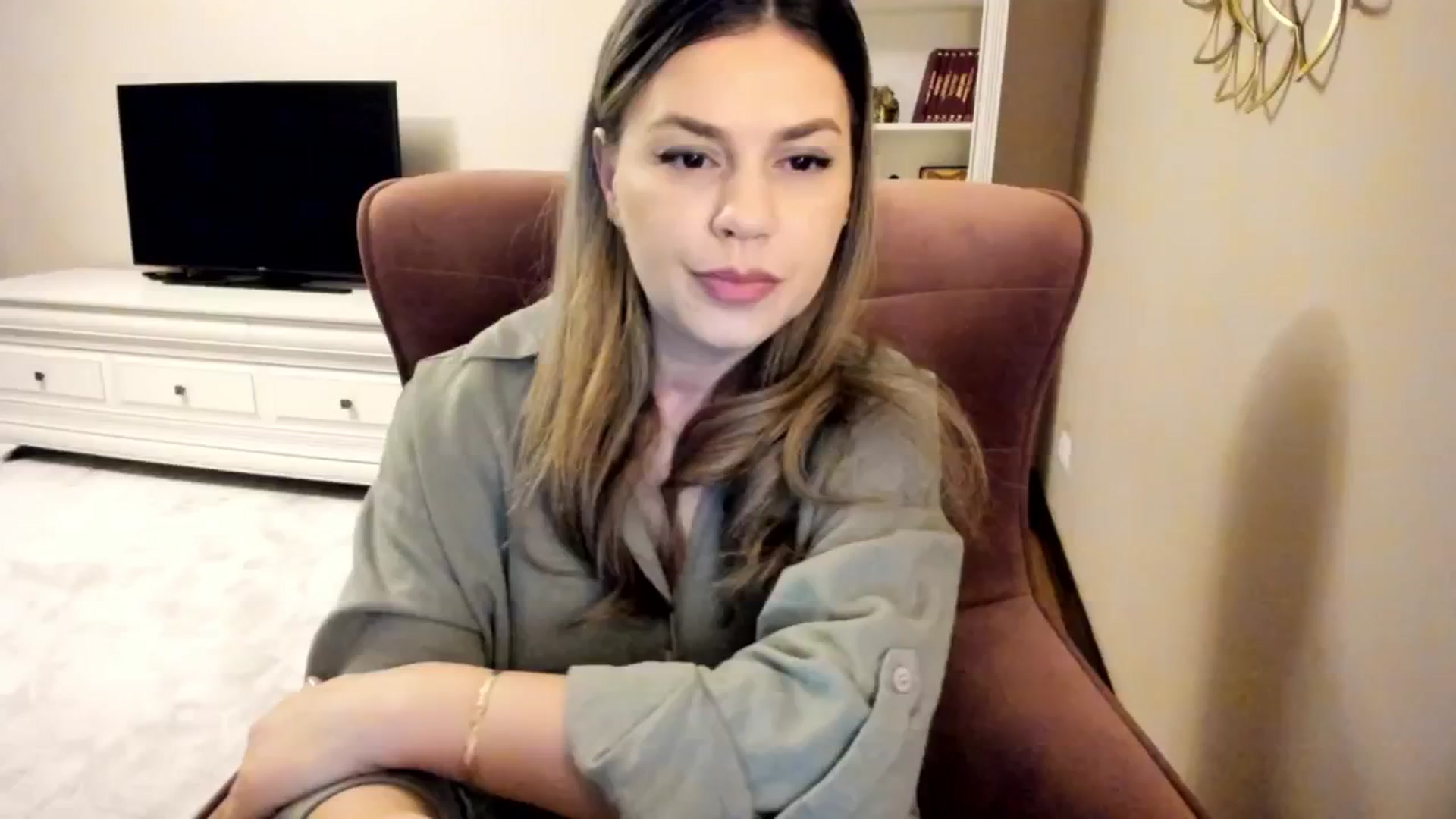 Gallery image thumbnail from IRhiannon's myfreecams stream on, 11/29/2024, 04:44 image 3 of 20
