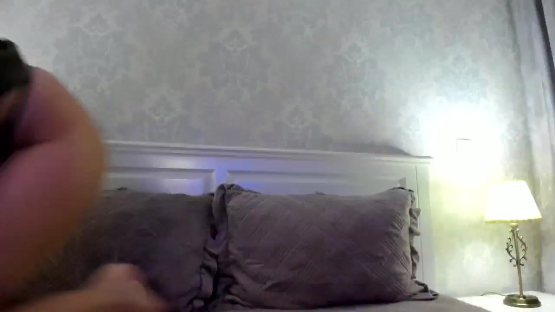 Gallery image thumbnail from IRhiannon's myfreecams stream on, 12/28/2024, 23:33 image 12 of 20