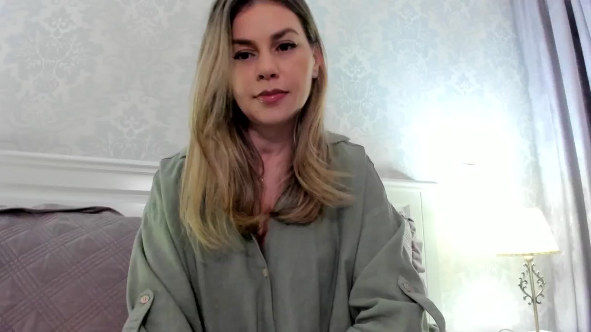 Gallery image thumbnail from IRhiannon's myfreecams stream on, 12/30/2024, 24:15 image 9 of 20