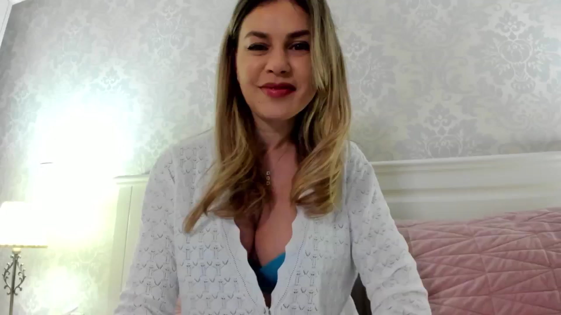 Gallery image thumbnail from IRhiannon's myfreecams stream on, 01/18/2025, 01:51 image 1 of 20