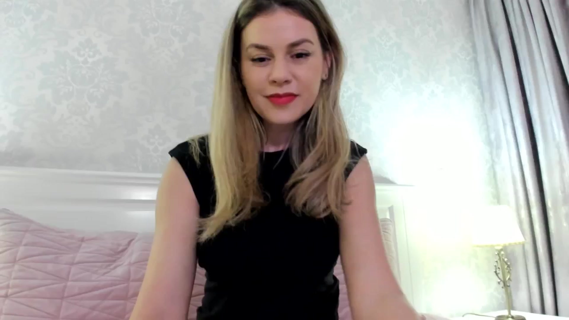 Gallery image thumbnail from IRhiannon's myfreecams stream on, 01/19/2025, 05:37 image 8 of 20