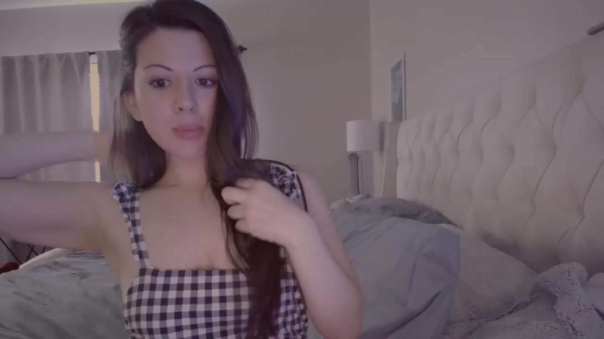 Gallery image thumbnail from ISAversary's myfreecams stream on, 03/31/2024, 24:30 image 1 of 20