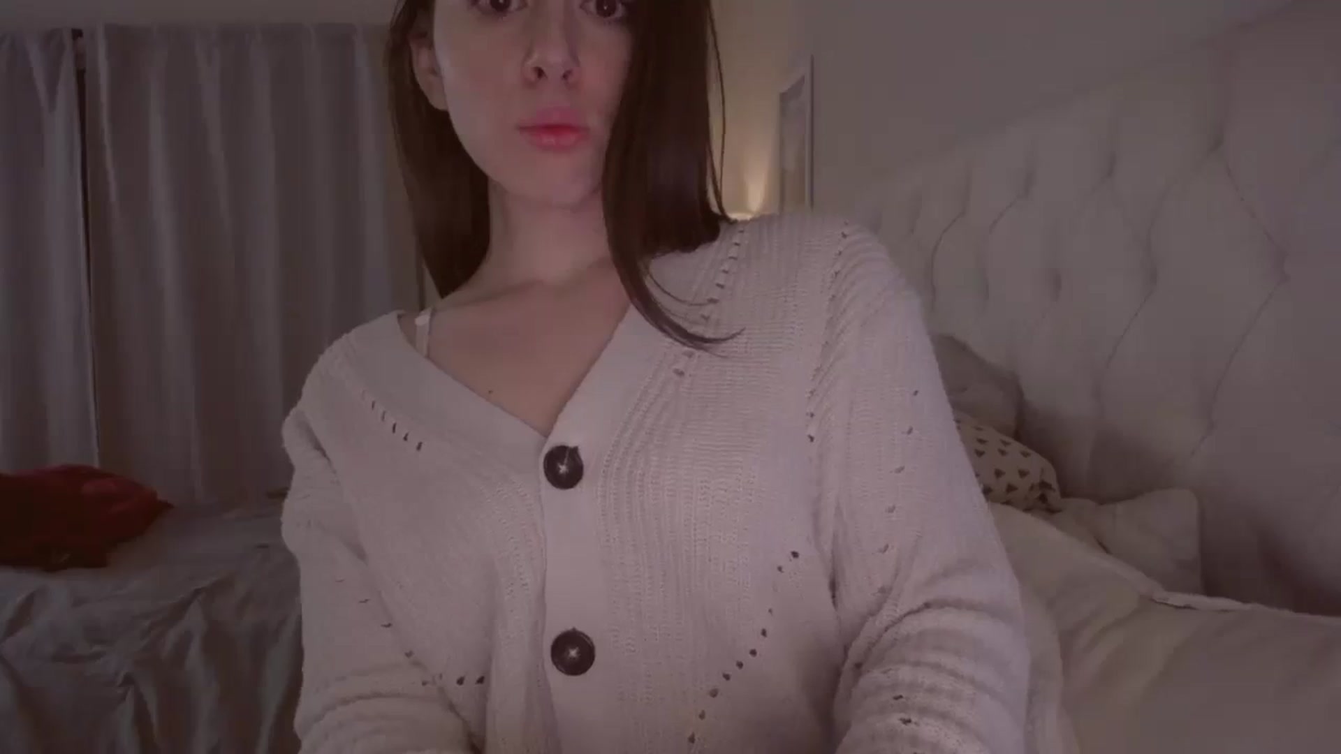 Gallery image thumbnail from ISAversary's myfreecams stream on, 04/11/2024, 06:48 image 19 of 20