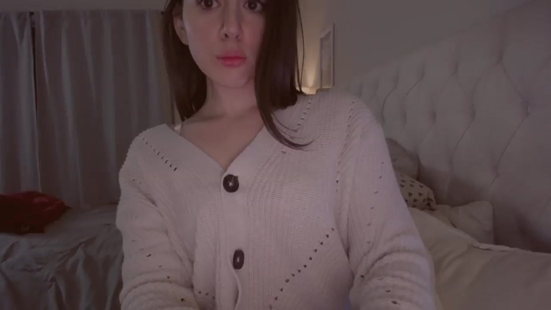 Gallery image thumbnail from ISAversary's myfreecams stream on, 04/11/2024, 06:48 image 20 of 20
