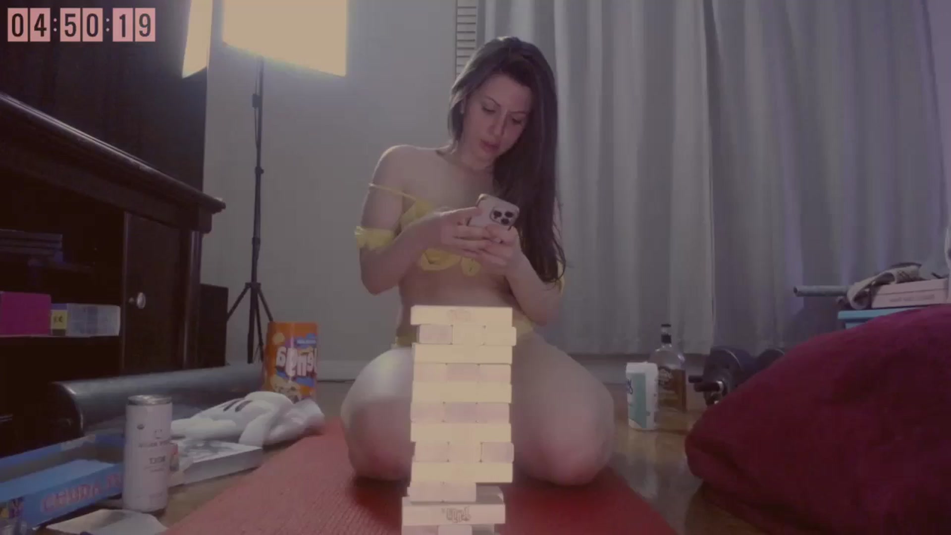 Gallery image thumbnail from ISAversary's myfreecams stream on, 04/14/2024, 03:18 image 13 of 20