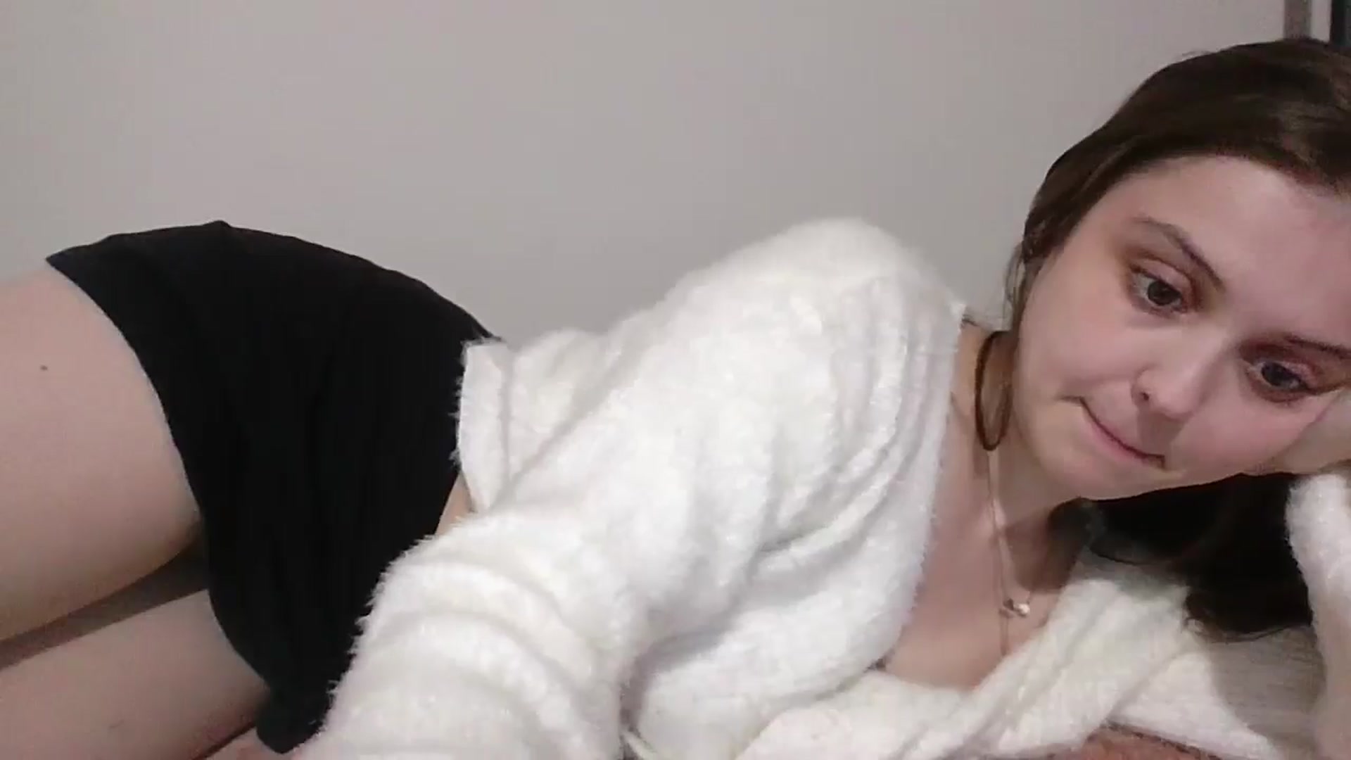 Gallery image thumbnail from ISexyllexi's myfreecams stream on, 03/29/2025, 23:21 image 19 of 20