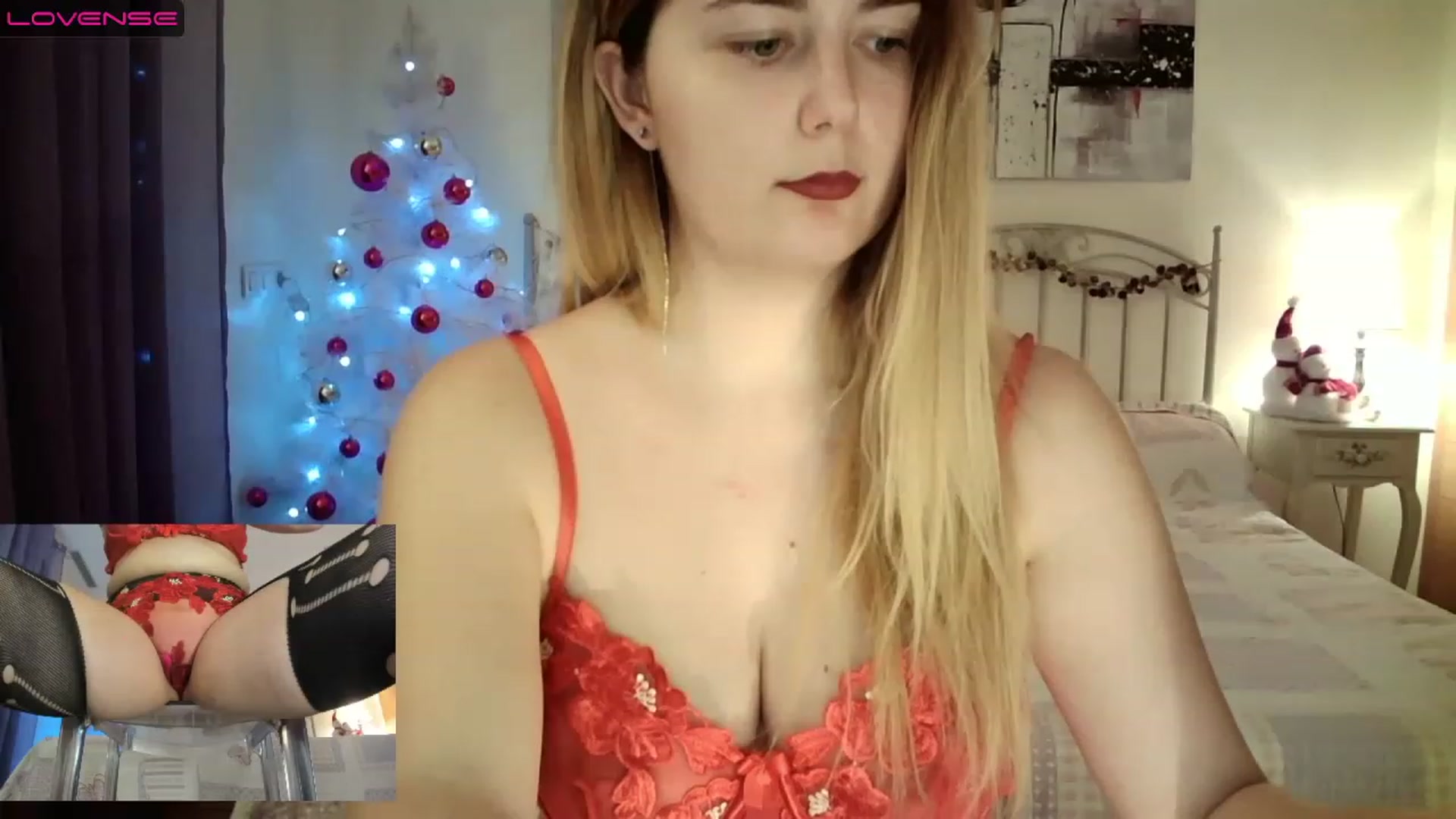 Gallery image thumbnail from IT_Ariana's myfreecams stream on, 12/07/2022, 24:08 image 9 of 20