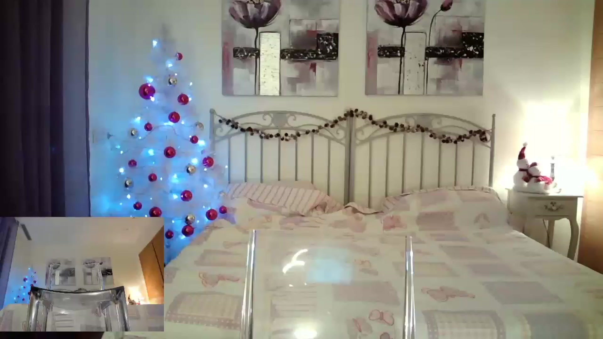 Gallery image thumbnail from IT_Ariana's myfreecams stream on, 12/08/2022, 01:04 image 16 of 20