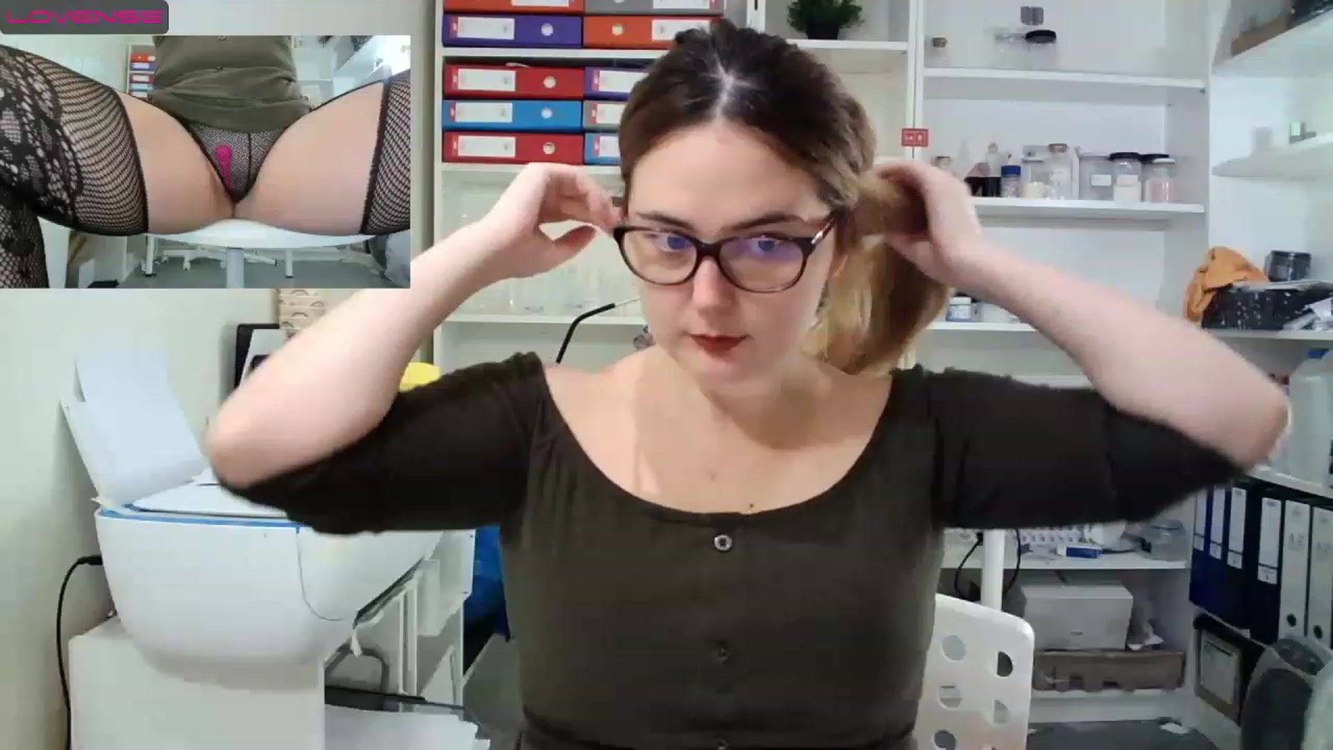 Gallery image thumbnail from IT_Ariana's myfreecams stream on, 12/08/2022, 18:39 image 2 of 20