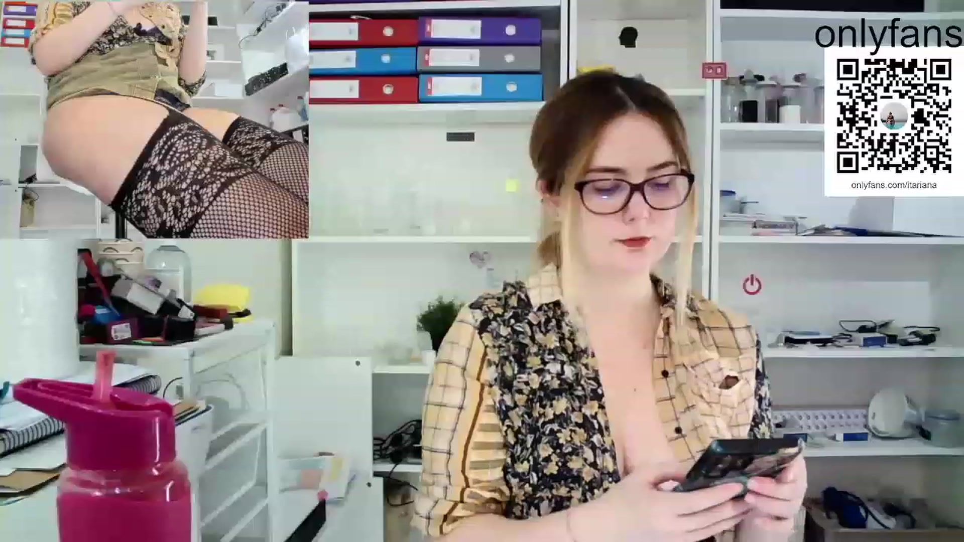 Gallery image thumbnail from IT_Ariana's myfreecams stream on, 12/12/2022, 22:12 image 5 of 20