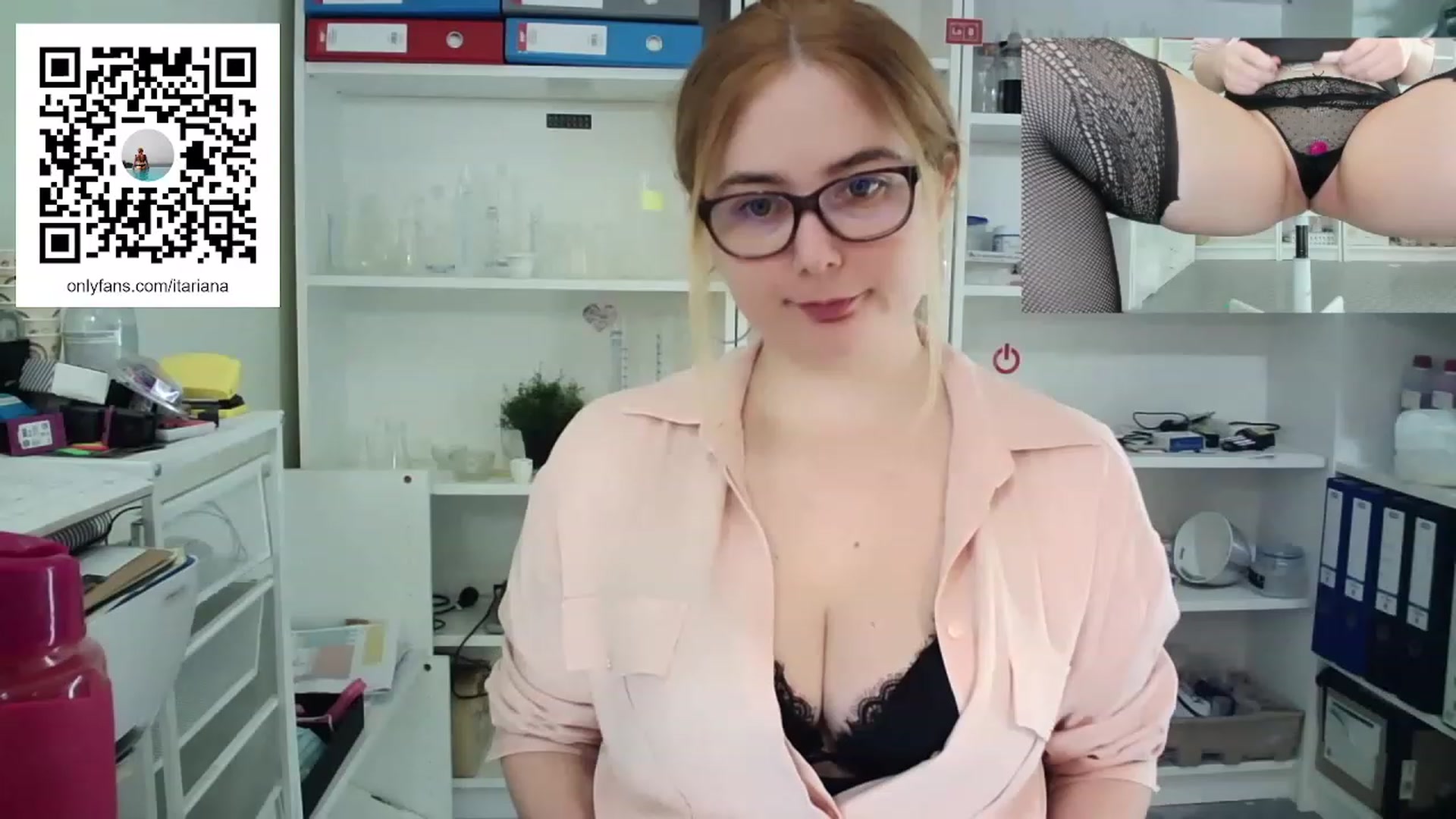 Gallery image thumbnail from IT_Ariana's myfreecams stream on, 12/19/2022, 19:59 image 16 of 20