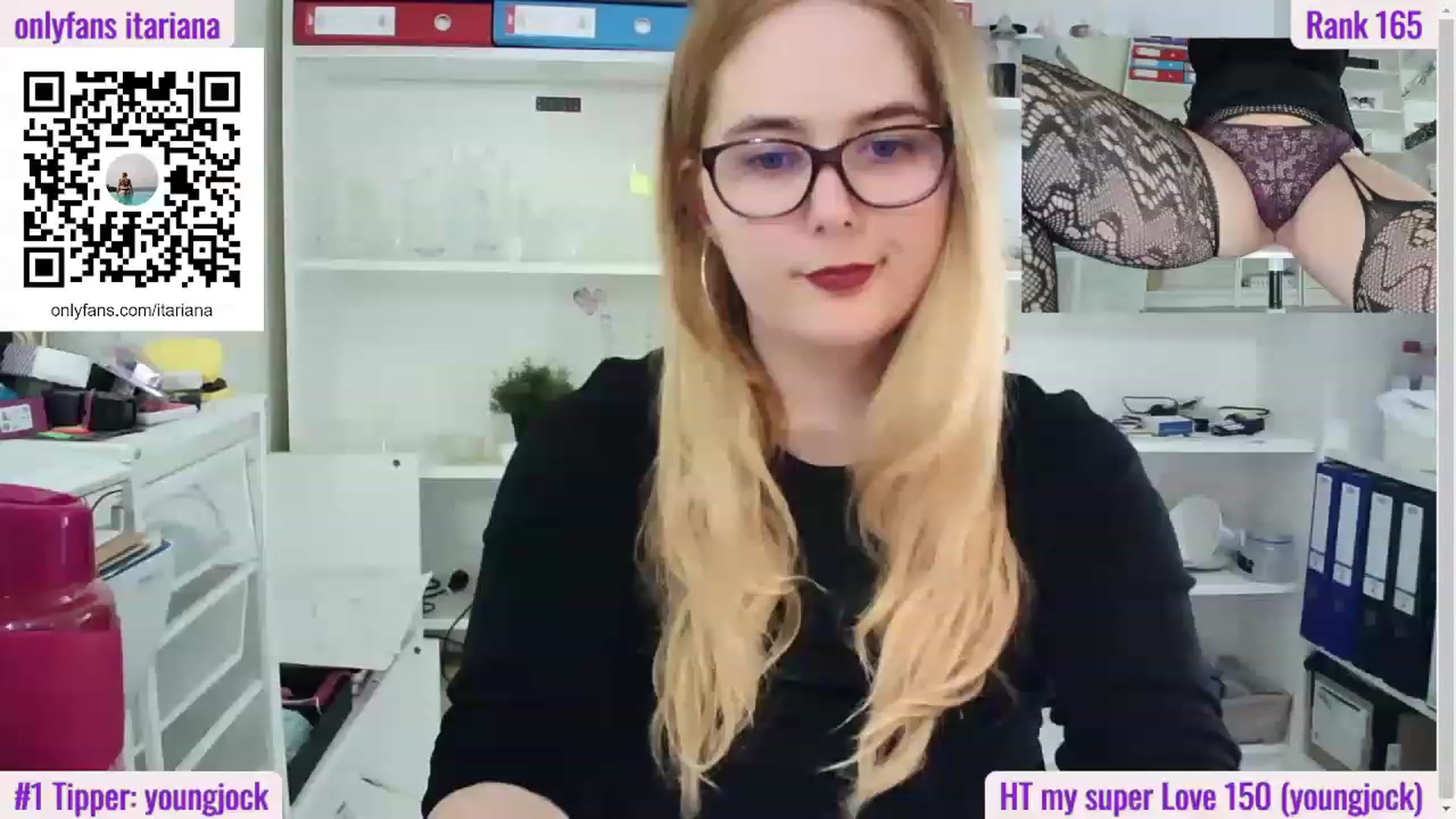 Gallery image thumbnail from IT_Ariana's myfreecams stream on, 12/21/2022, 20:35 image 7 of 20