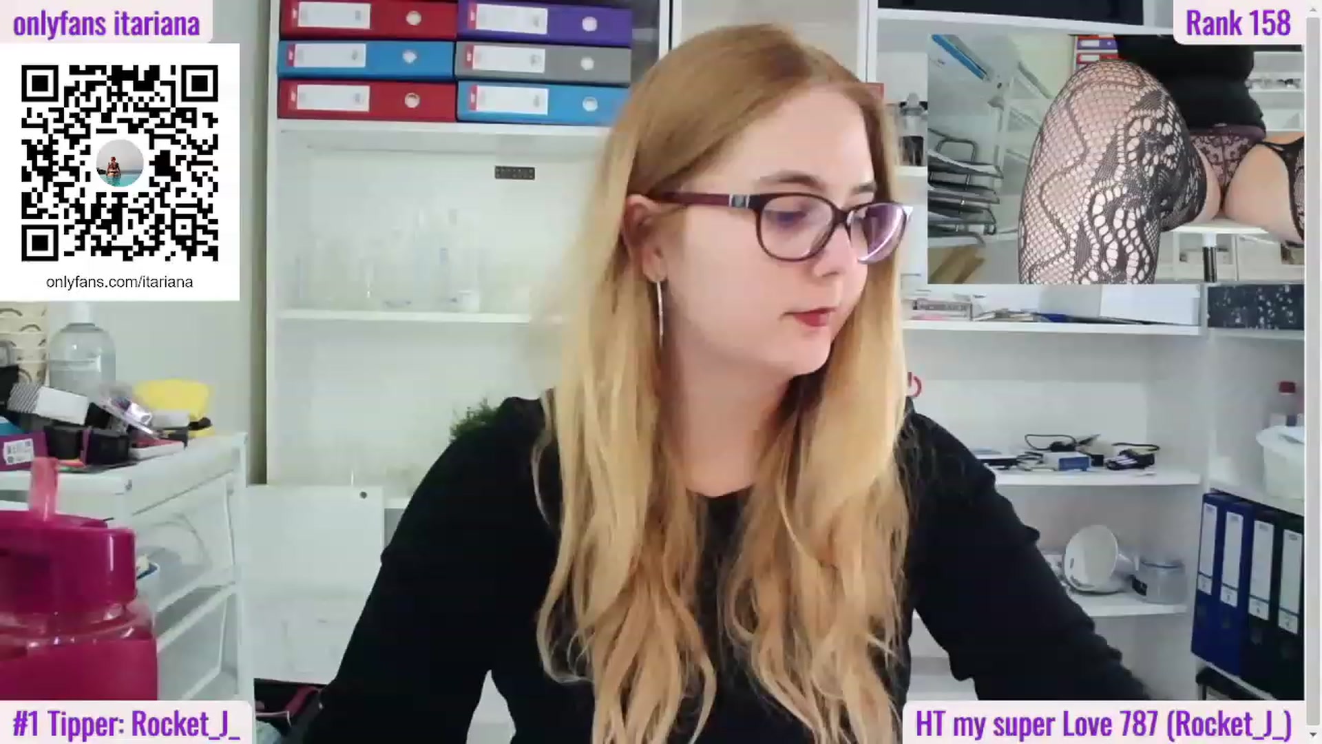 Gallery image thumbnail from IT_Ariana's myfreecams stream on, 12/21/2022, 20:35 image 19 of 20