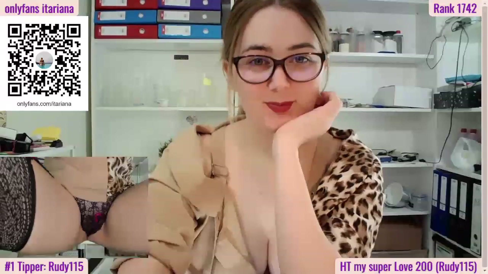 Gallery image thumbnail from IT_Ariana's myfreecams stream on, 02/15/2023, 19:20 image 14 of 20