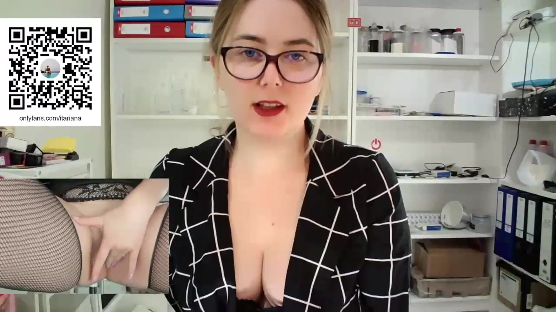 Gallery image thumbnail from IT_Ariana's myfreecams stream on, 02/17/2023, 19:35 image 2 of 20
