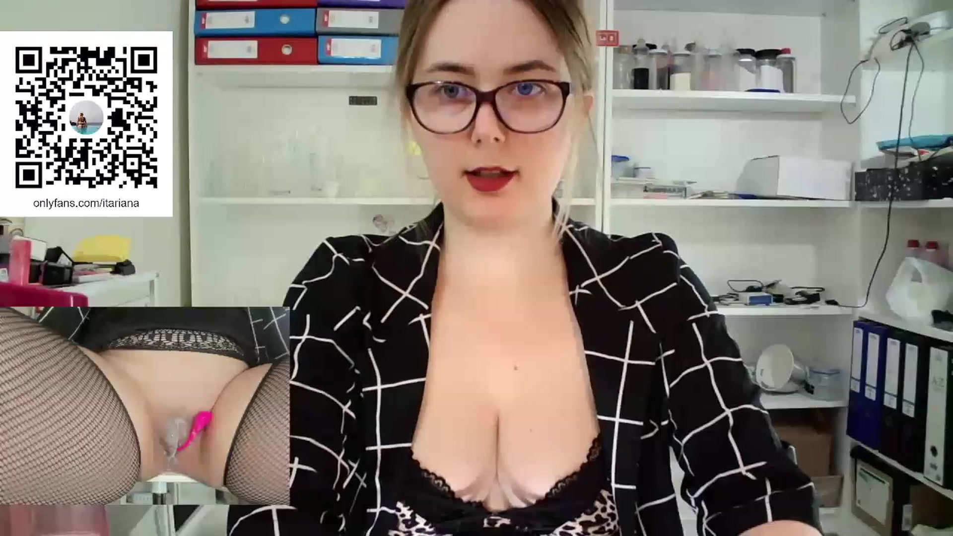Gallery image thumbnail from IT_Ariana's myfreecams stream on, 02/17/2023, 19:35 image 15 of 20
