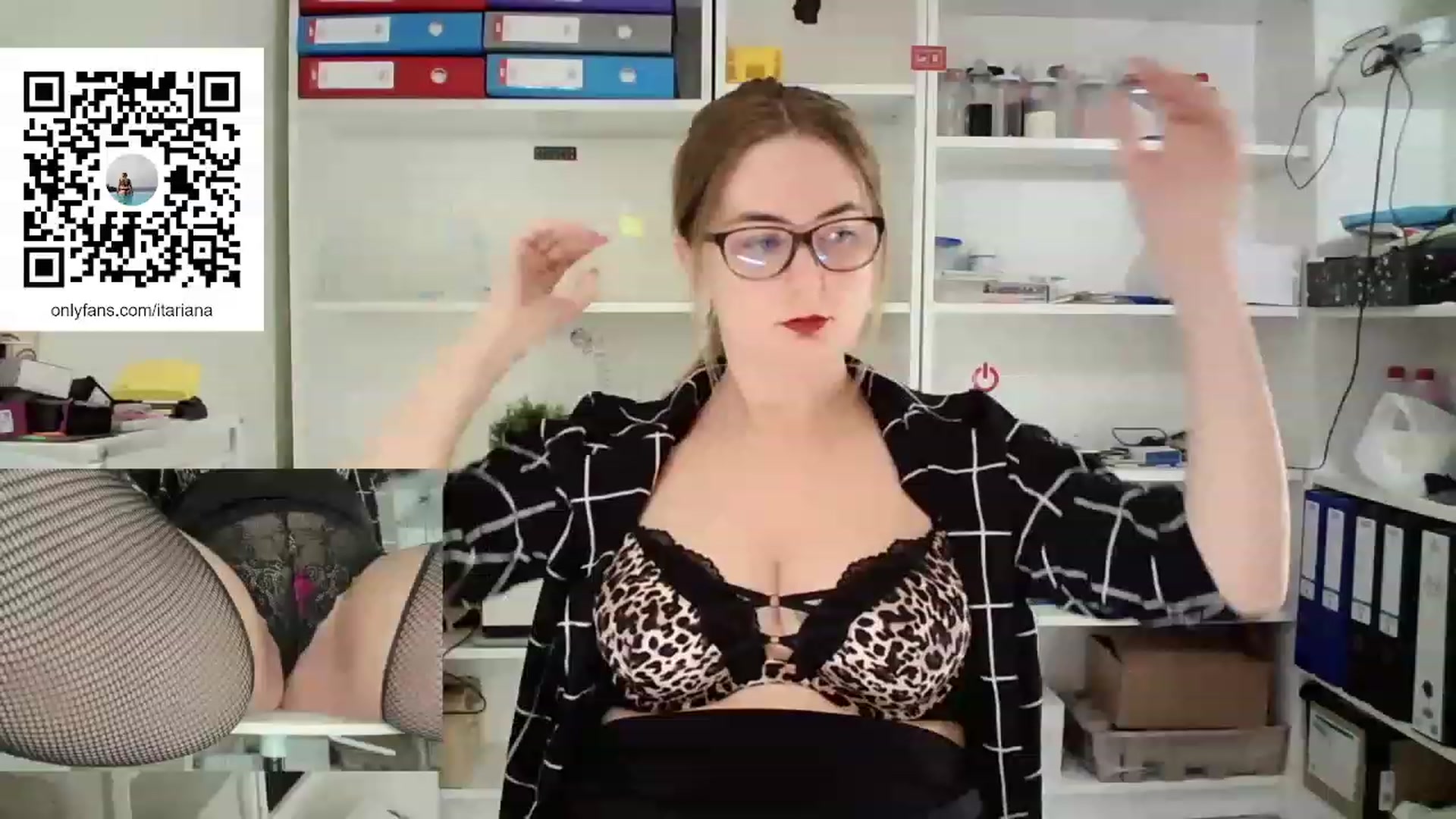 Gallery image thumbnail from IT_Ariana's myfreecams stream on, 02/17/2023, 20:13 image 15 of 20
