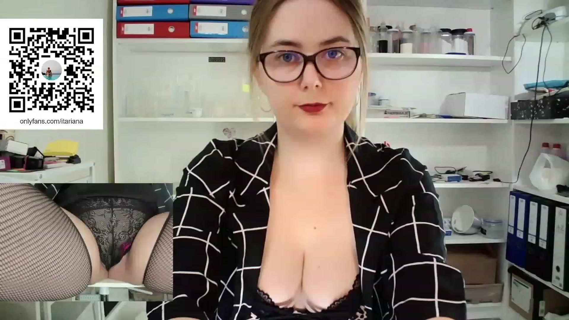 Gallery image thumbnail from IT_Ariana's myfreecams stream on, 02/17/2023, 20:13 image 9 of 20