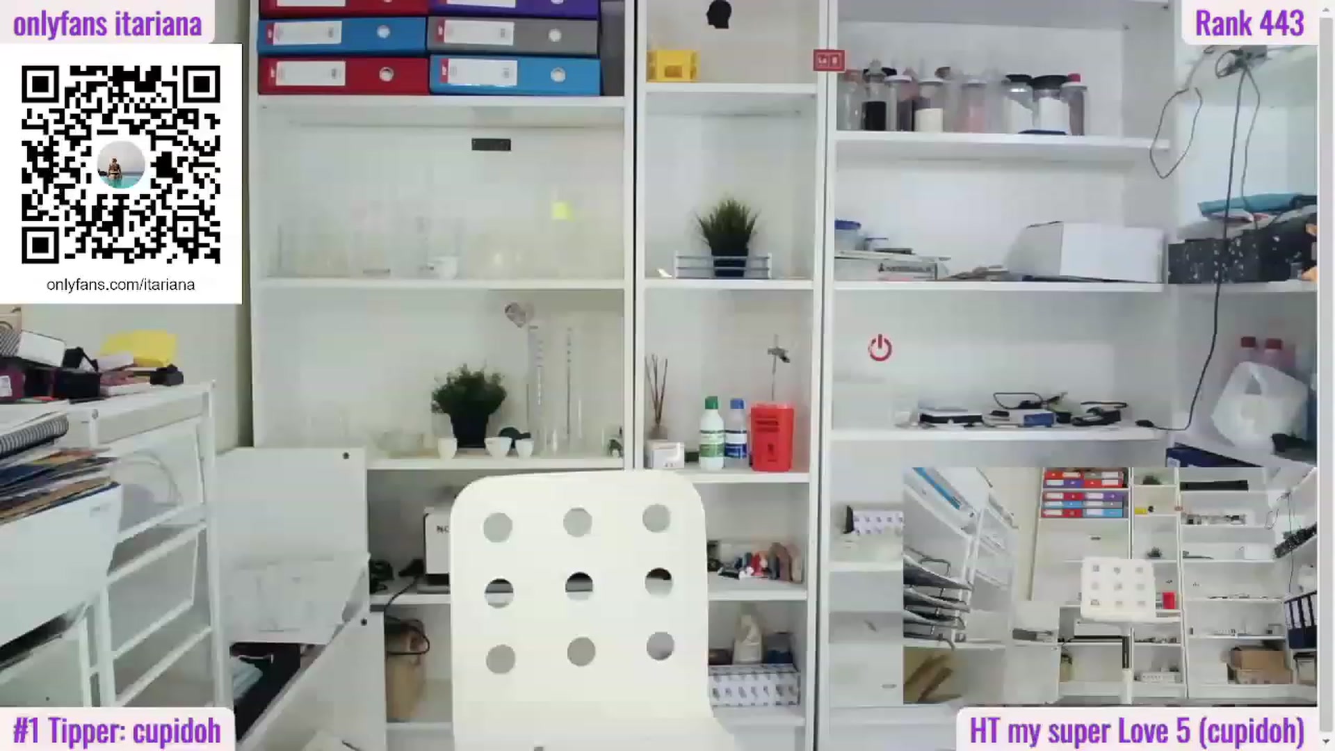 Gallery image thumbnail from IT_Ariana's myfreecams stream on, 03/02/2023, 20:20 image 14 of 20