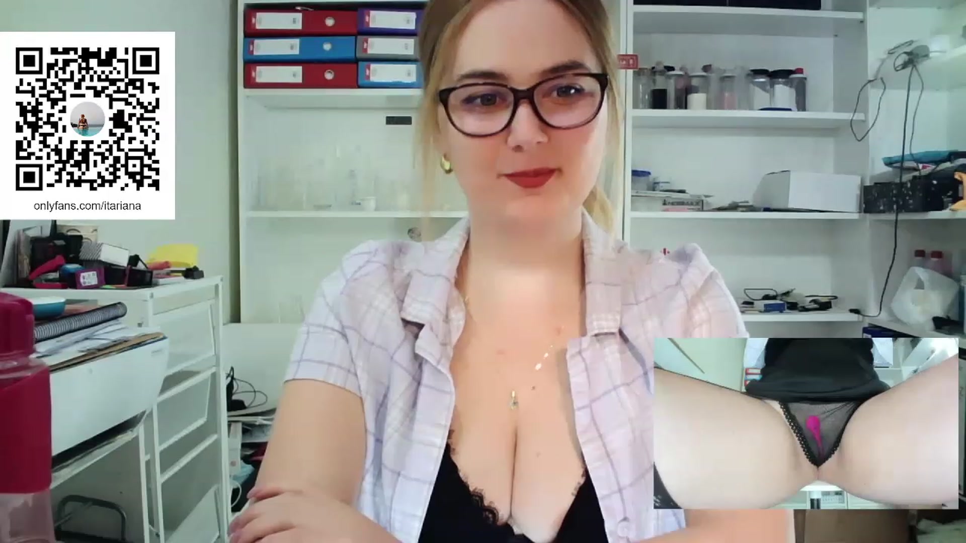 Gallery image thumbnail from IT_Ariana's myfreecams stream on, 03/23/2023, 18:28 image 8 of 20