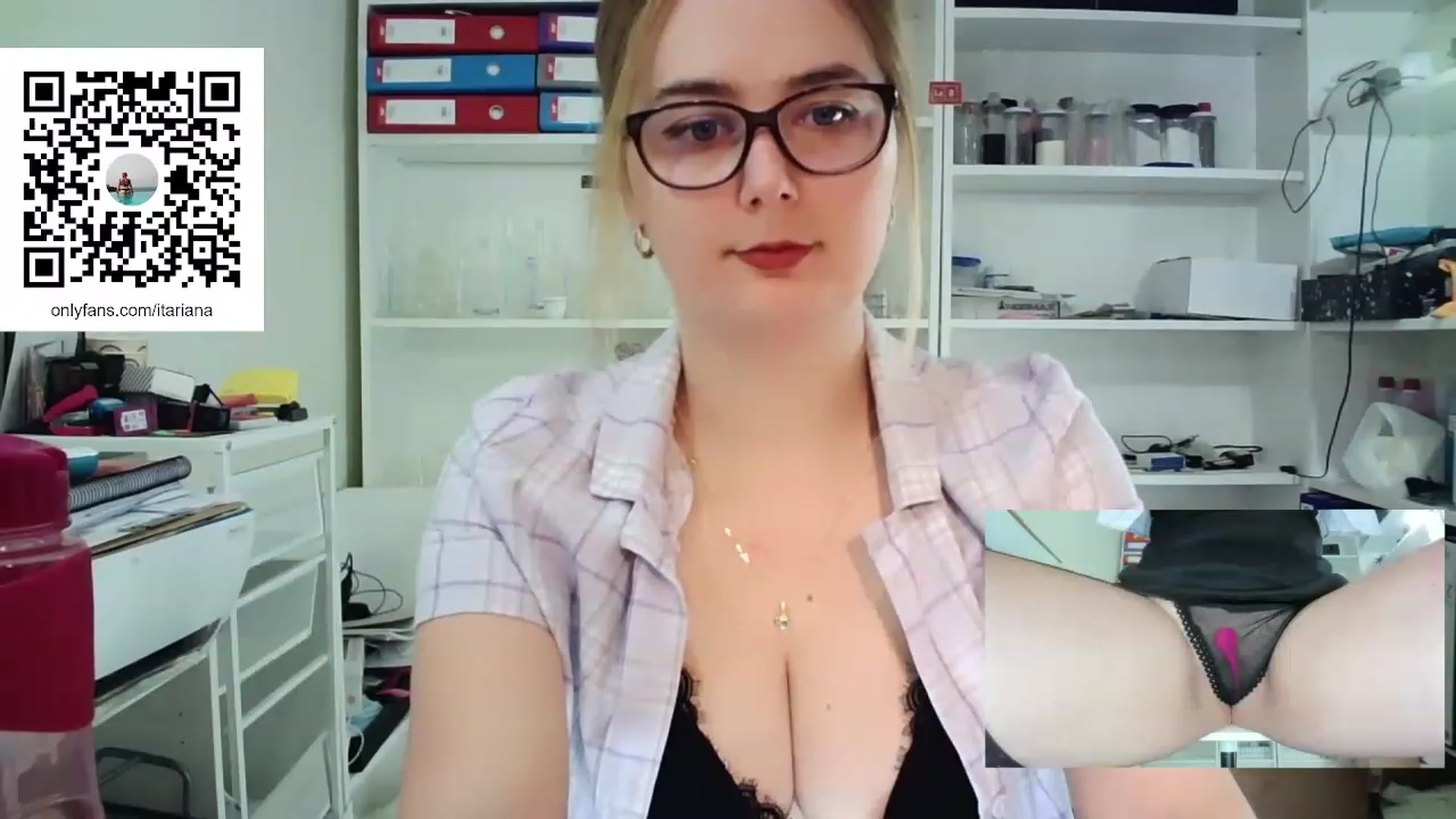 Gallery image thumbnail from IT_Ariana's myfreecams stream on, 03/23/2023, 18:28 image 2 of 20