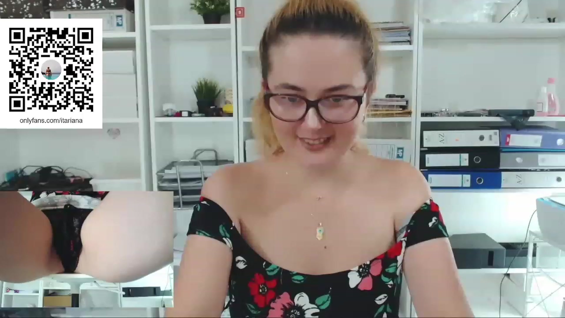 Gallery image thumbnail from IT_Ariana's myfreecams stream on, 06/19/2023, 17:59 image 20 of 20
