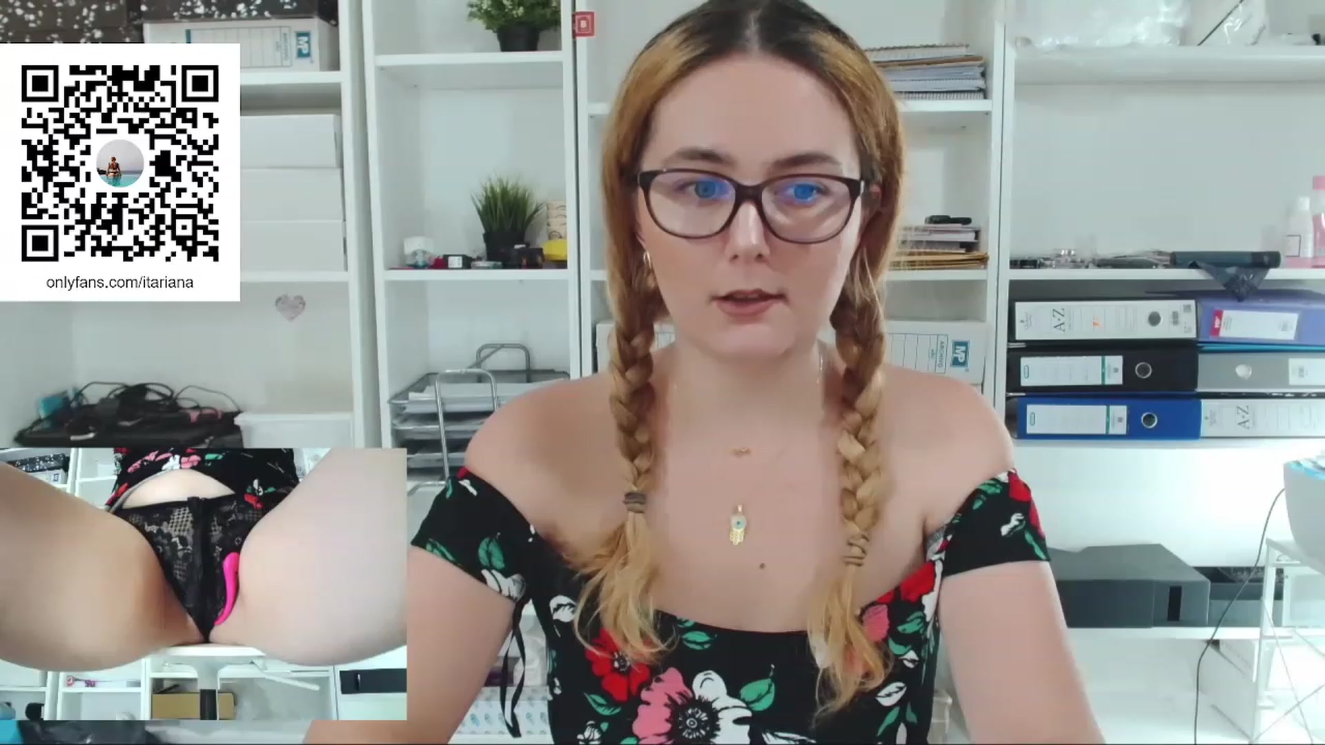 Gallery image thumbnail from IT_Ariana's myfreecams stream on, 06/19/2023, 20:49 image 3 of 20