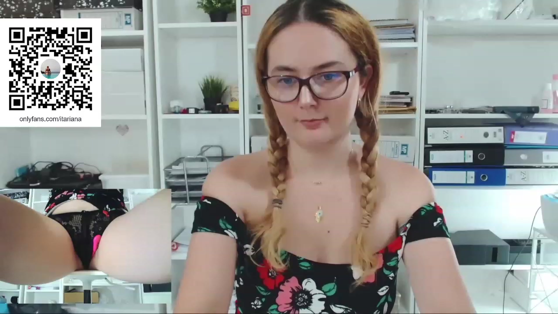 Gallery image thumbnail from IT_Ariana's myfreecams stream on, 06/19/2023, 20:49 image 2 of 20
