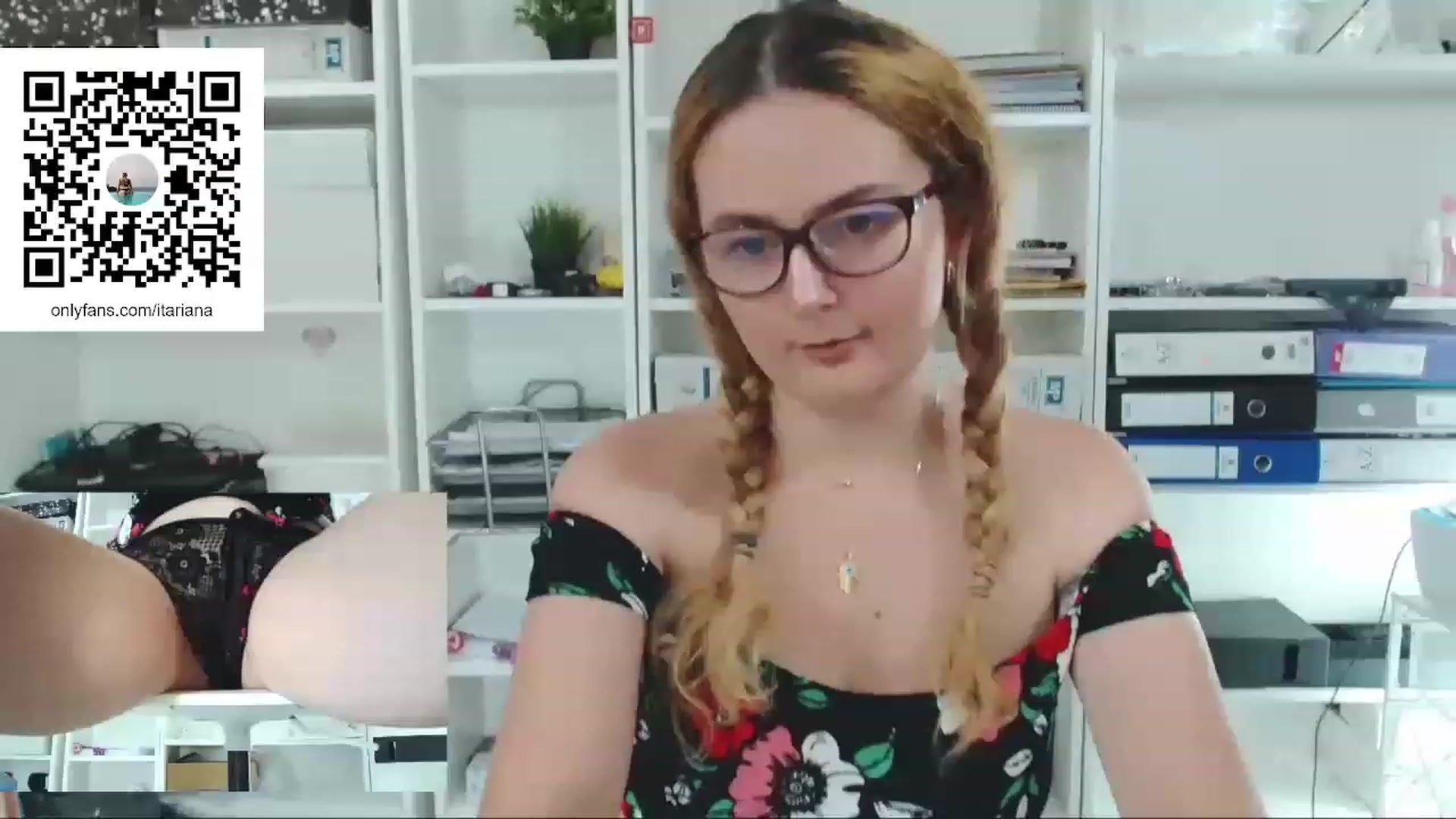 Gallery image thumbnail from IT_Ariana's myfreecams stream on, 06/19/2023, 20:49 image 8 of 20
