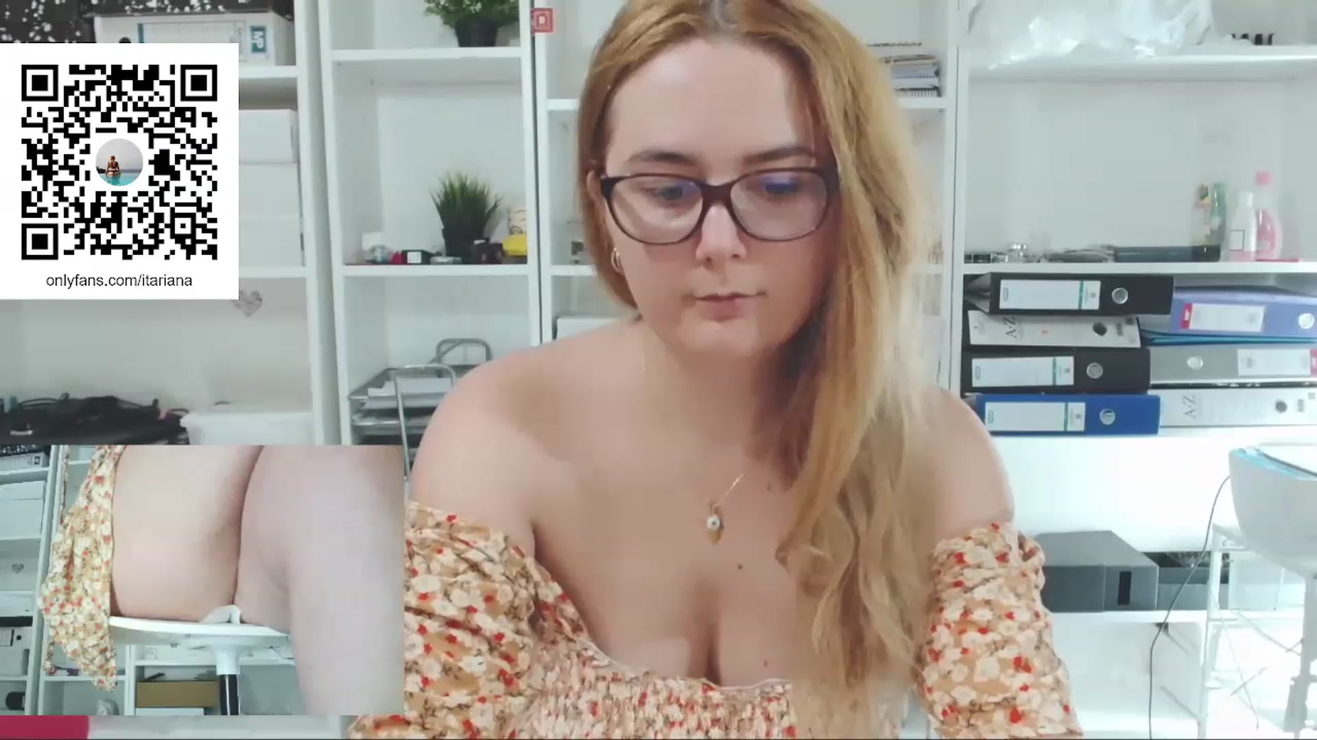 Gallery image thumbnail from IT_Ariana's myfreecams stream on, 07/19/2023, 19:15 image 18 of 20