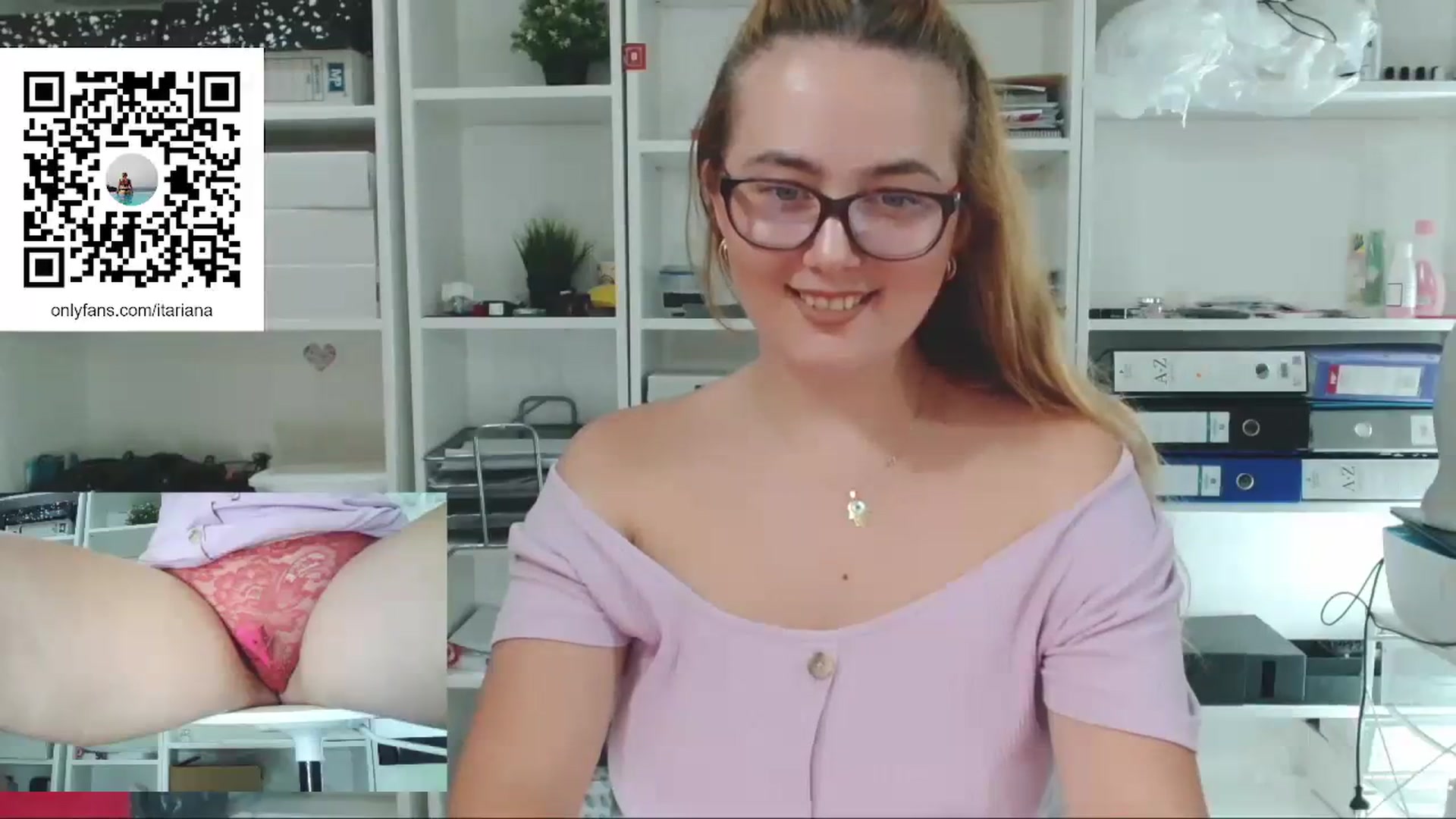 Gallery image thumbnail from IT_Ariana's myfreecams stream on, 08/17/2023, 20:14 image 6 of 20
